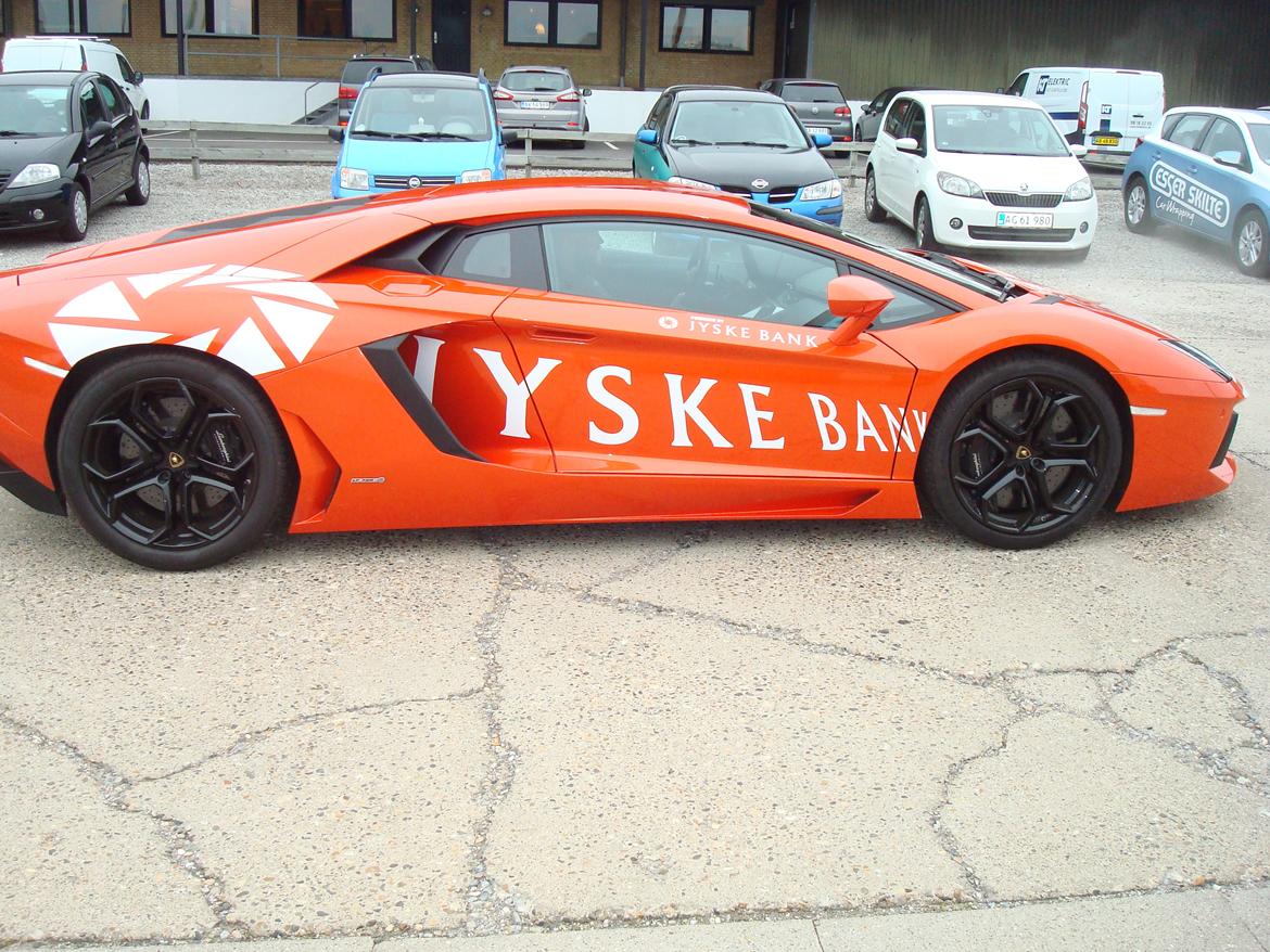 Folie - Lamborghini Aventador billede 7