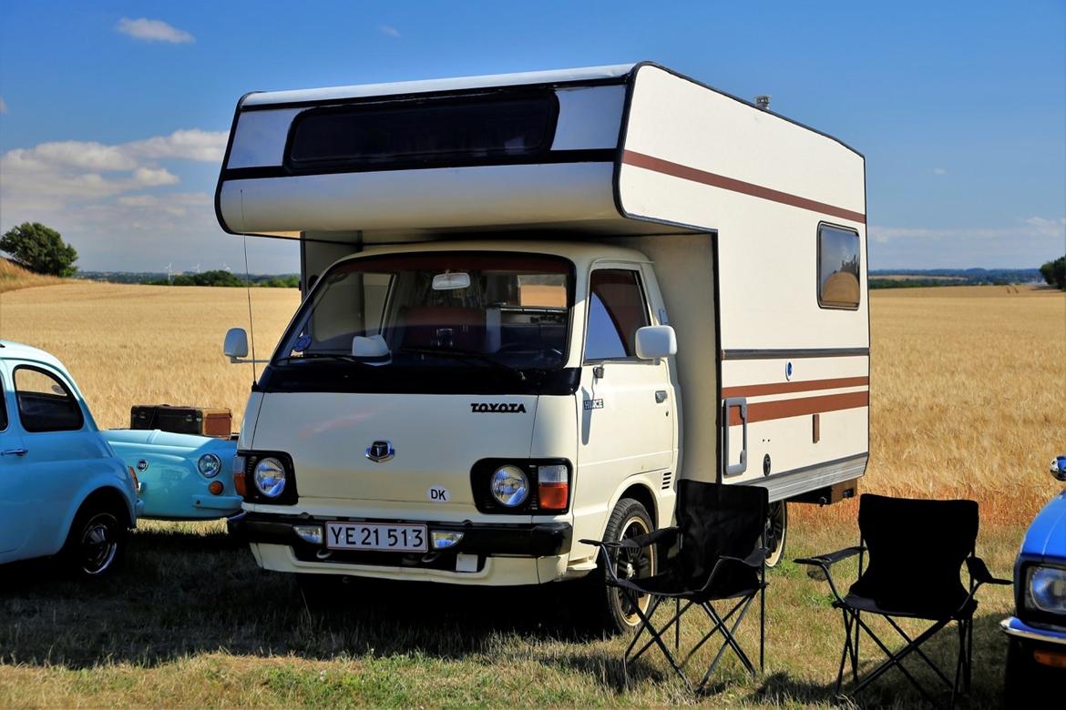 Toyota HiAce 1,6 Benzin Autocamper  Registreringsår1985 billede 1