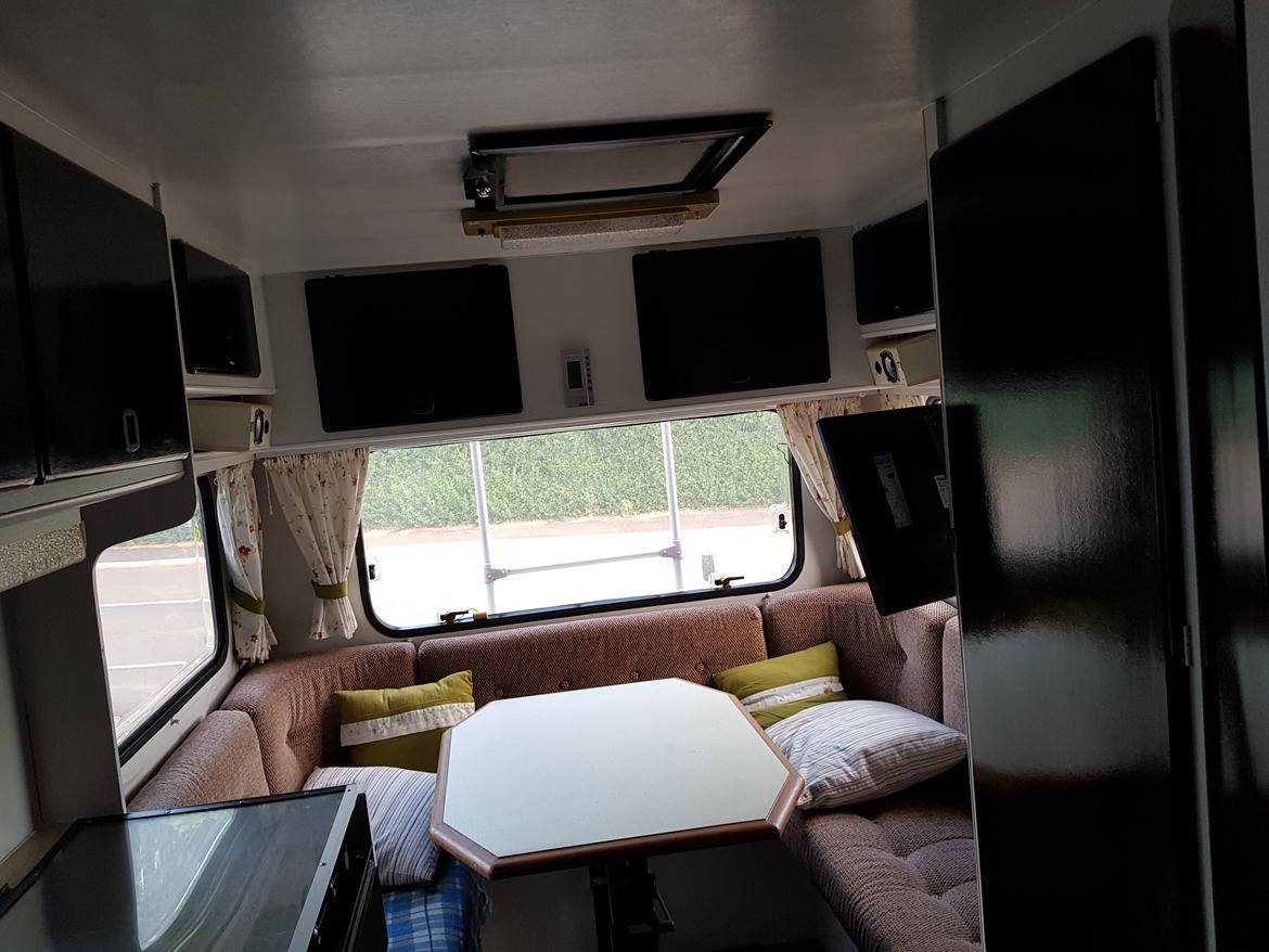 Toyota HiAce 1,6 Benzin Autocamper  Registreringsår1985 billede 16