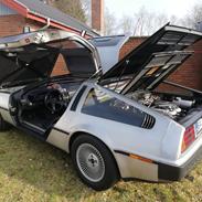 Delorean dmc 12 