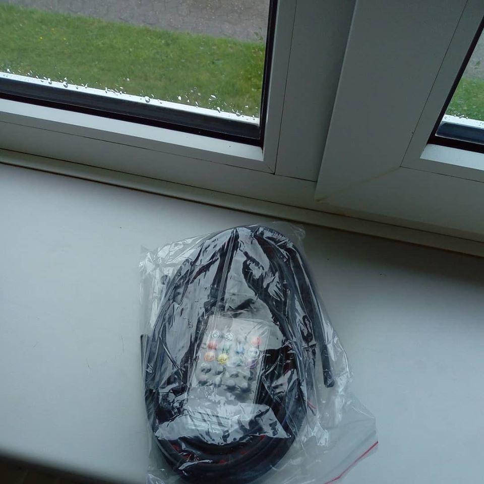   projekt  styling Corolla E10 sedan  - 29/7 2020 så er min pakke kommet

så nu er der neonlys til under bilen ????????

Flerfarvet LED-strimmellys til under bilen Musik Underglød Lys LED Underglød Lyssæt med Lyd Aktiv Funktion og Trådløs Fjernbetjening billede 289