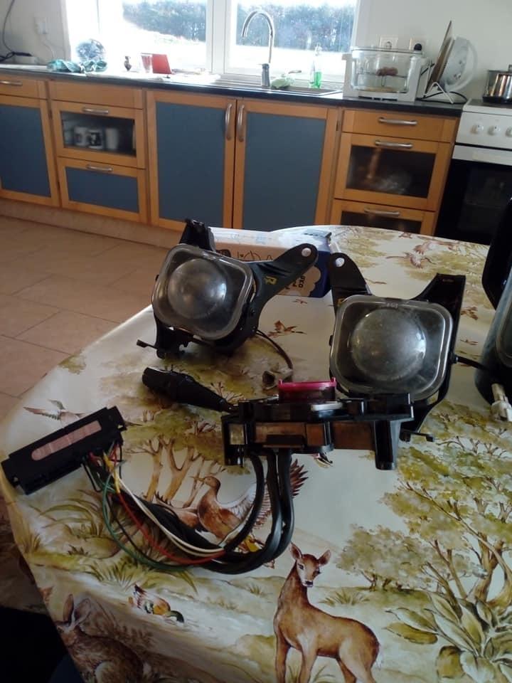   projekt  styling Corolla E10 sedan  - 1 nov 2020 orignale tågelygter og arm til billede 254