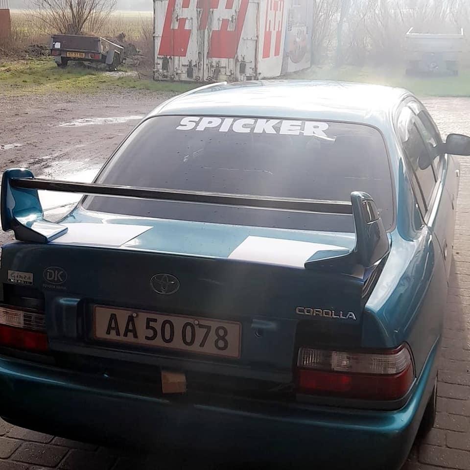  projekt  styling Corolla E10 sedan  - 24/1 2021 så er vi i gange med  montere min spolien på corolla :D billede 248