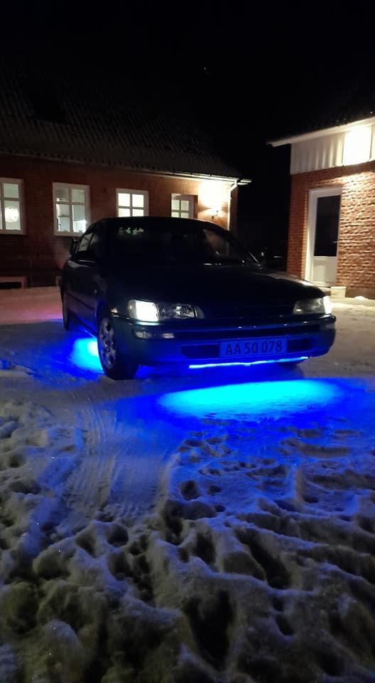   projekt  styling Corolla E10 sedan  - 12/2 2021 så har man fået neonlys under bilen:) billede 293