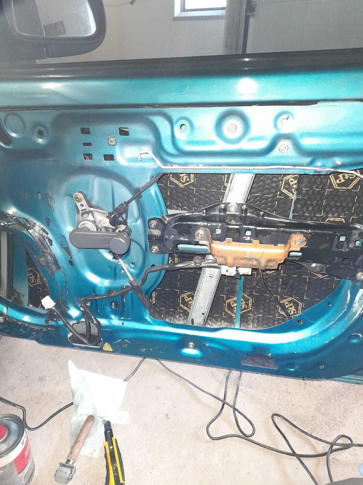   projekt  styling Corolla E10 sedan  billede 360