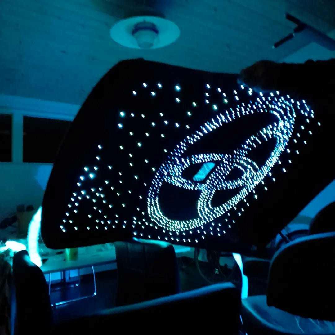   projekt  styling Corolla E10 sedan  - stjernehimmel med toyota logo og stjerne 1000 star fiber brugt :) billede 323