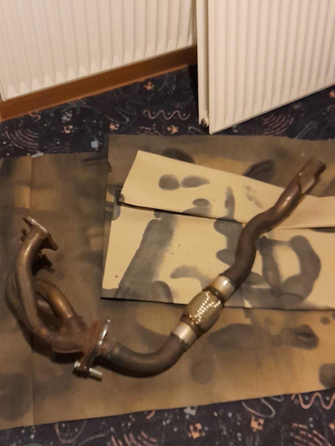   projekt  styling Corolla E10 sedan  - bananmanifold jeg skal have på corolla :)  billede 386