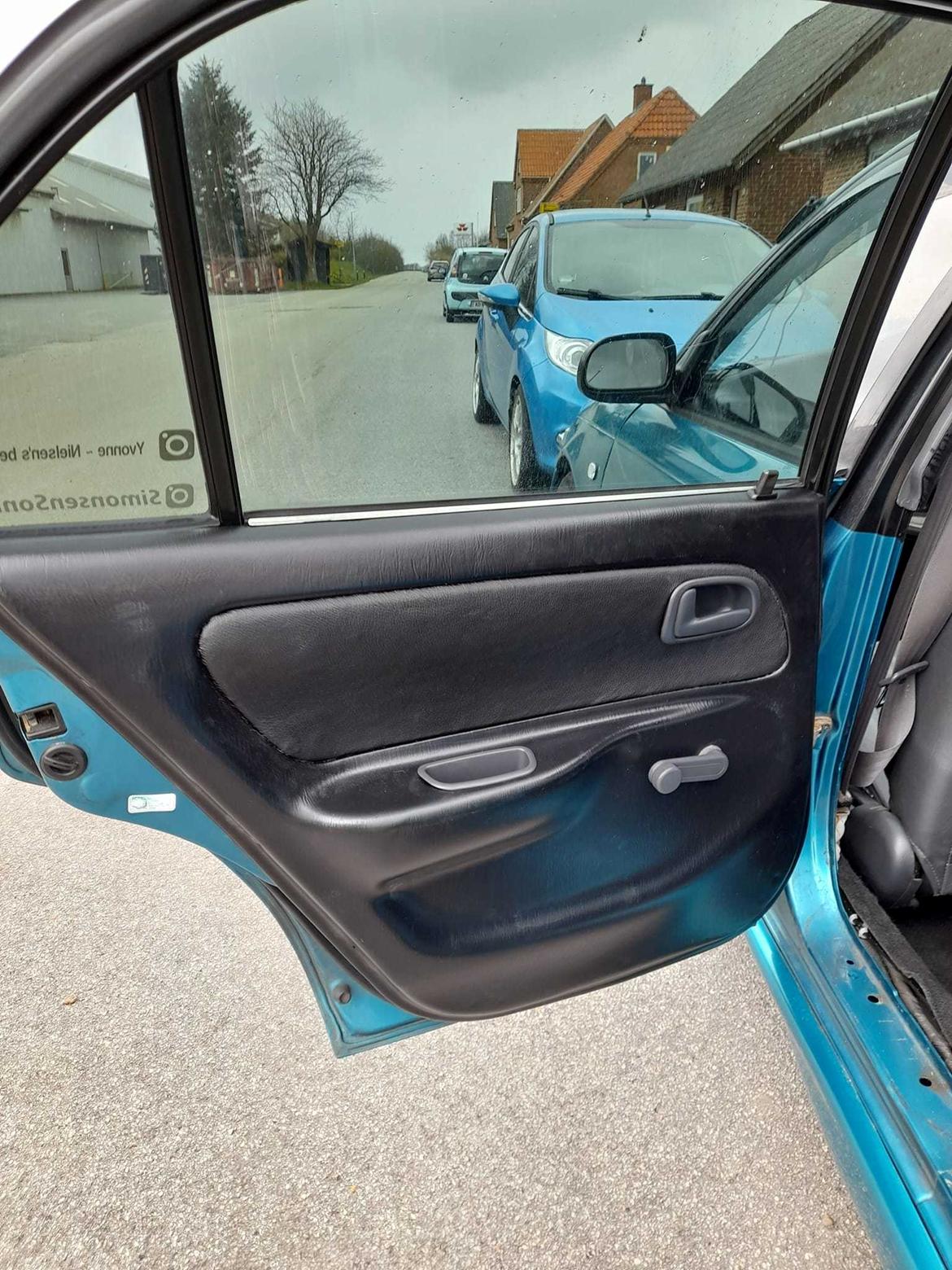   projekt  styling Corolla E10 sedan  billede 346