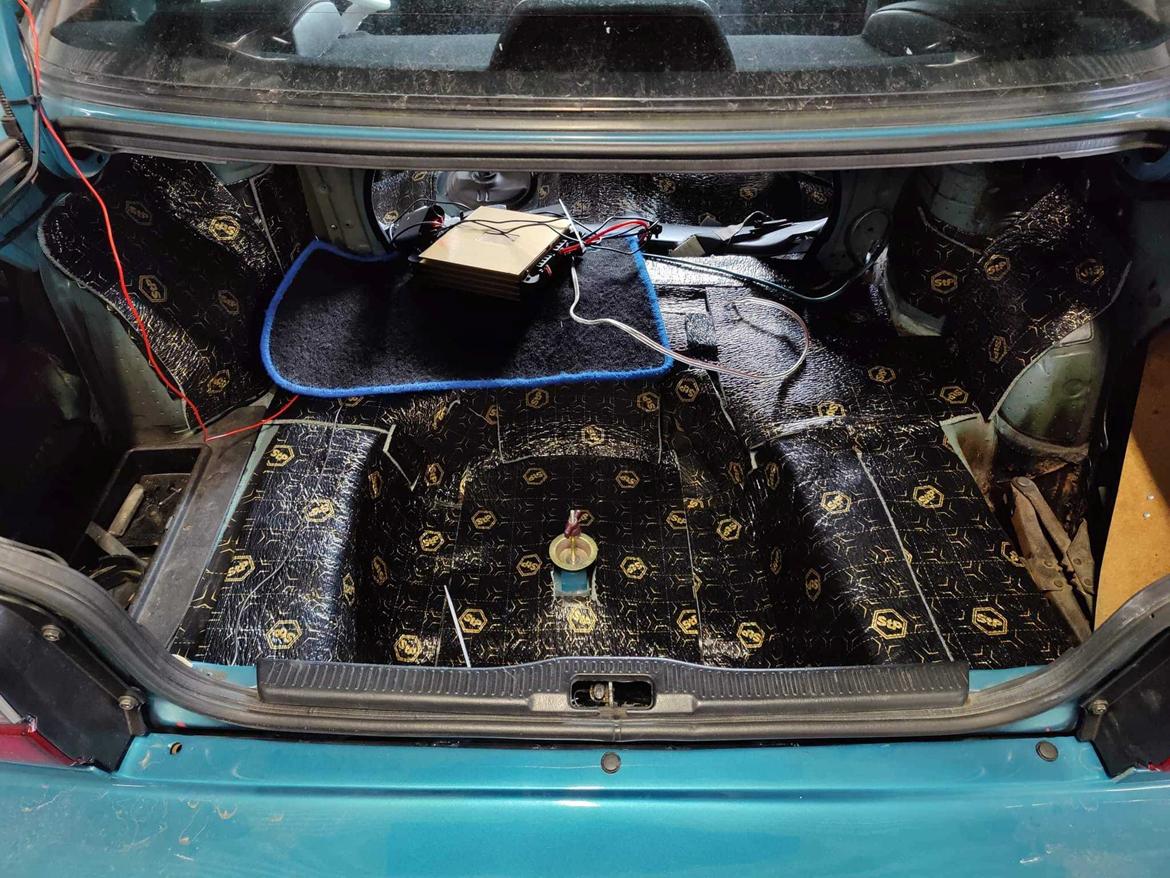   projekt  styling Corolla E10 sedan  billede 364