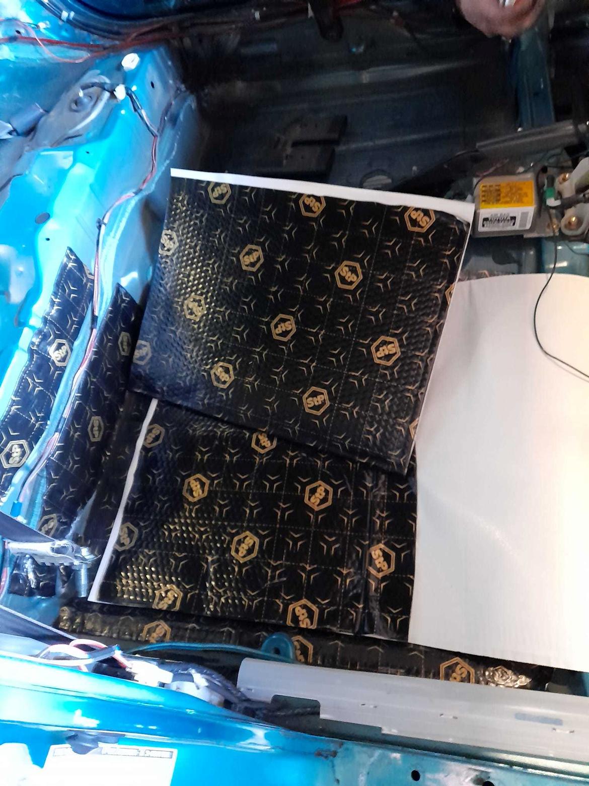   projekt  styling Corolla E10 sedan  billede 371