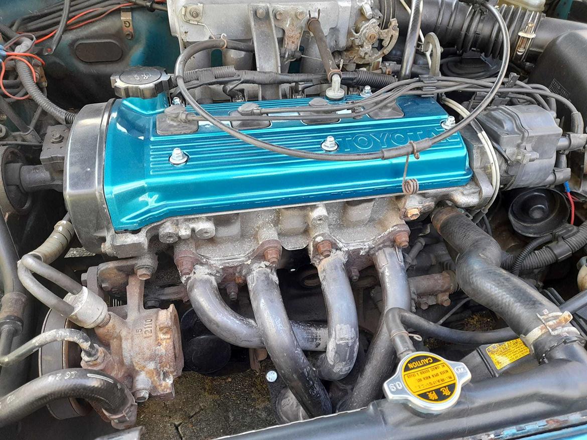   projekt  styling Corolla E10 sedan  - 8/5 2023
så fik jeg endelige monteret bananmanfold tak være Jp auto gårde billede 387