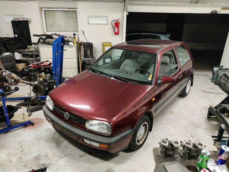 {{currentPhoto.altText}} billede {{currentPhoto.number}}