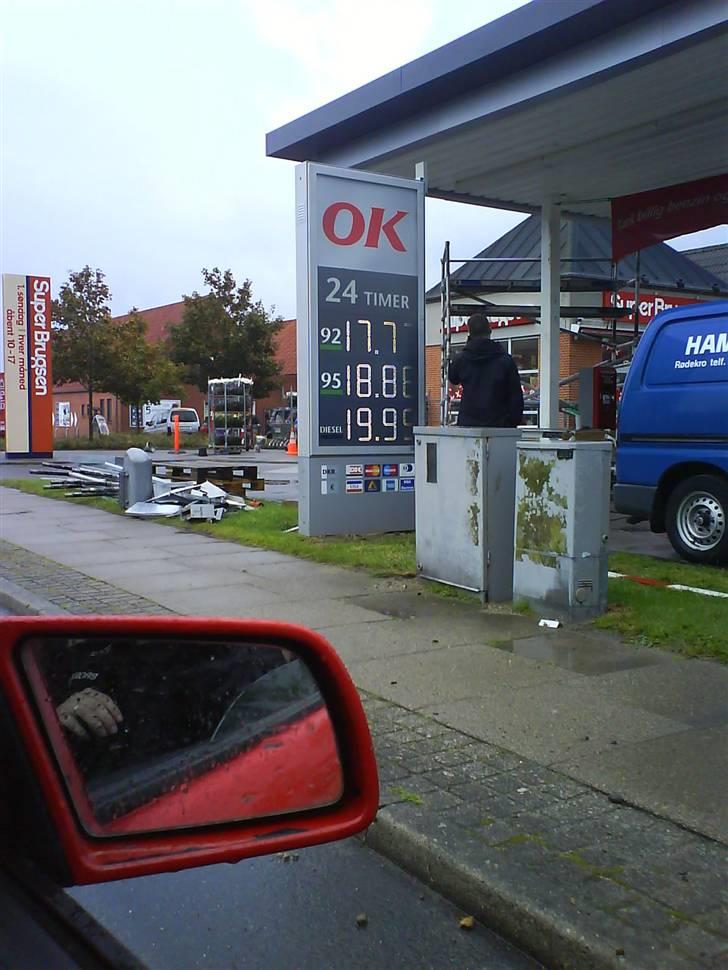 Benzinpriser i Brovst... billede 1