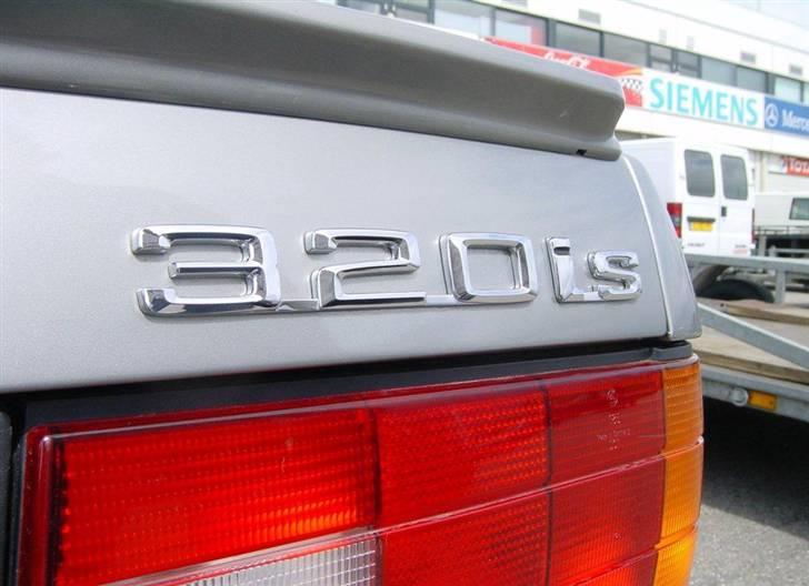 BMW Billeder - Opdateres løbende -  - Den specielle BMW E30 320is - en italiensk model. billede 14