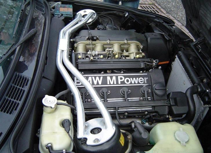 BMW Billeder - Opdateres løbende -  - Den specielle BMW E30 320is - en italiensk model. billede 17