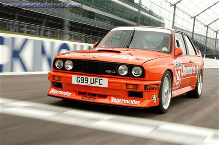 BMW Billeder - Opdateres løbende -  - E30 M3 flyver lavt, det er i hvert fald tæt på, at der står UFO på nummerpladen :) billede 61