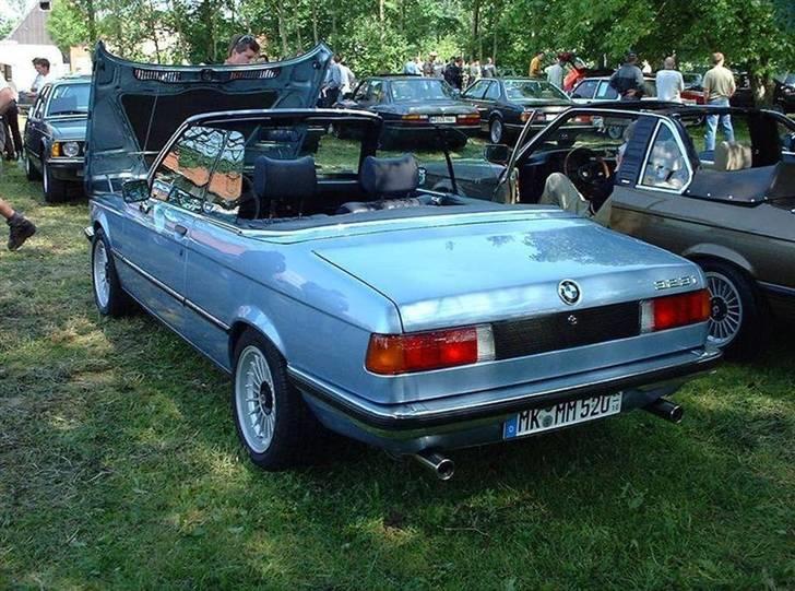 BMW Billeder - Opdateres løbende -  - En BMW E21 TC BAUR TC1 side om side med en alm. E21 Cabriolet.. billede 83