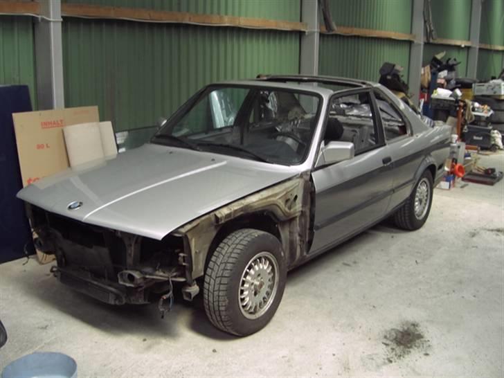 BMW Billeder - Opdateres løbende -  - BMW E30 TC BAUR TC2, men med en ombygning ved bagruden - nok ikke den flotteste finish billede 108