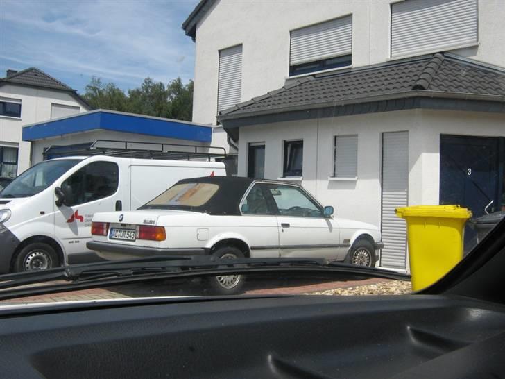 BMW Billeder - Opdateres løbende -  - BMW E30 TC BAUR TC2. Billedet er selvfølgelig taget inde fra en anden E30 hehe billede 118