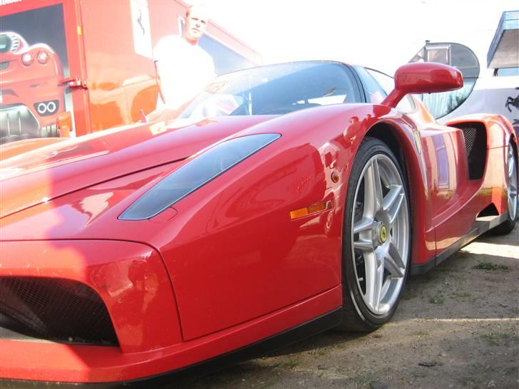 En ferrari Enzo til DTC på Jyllandsringen billede 8