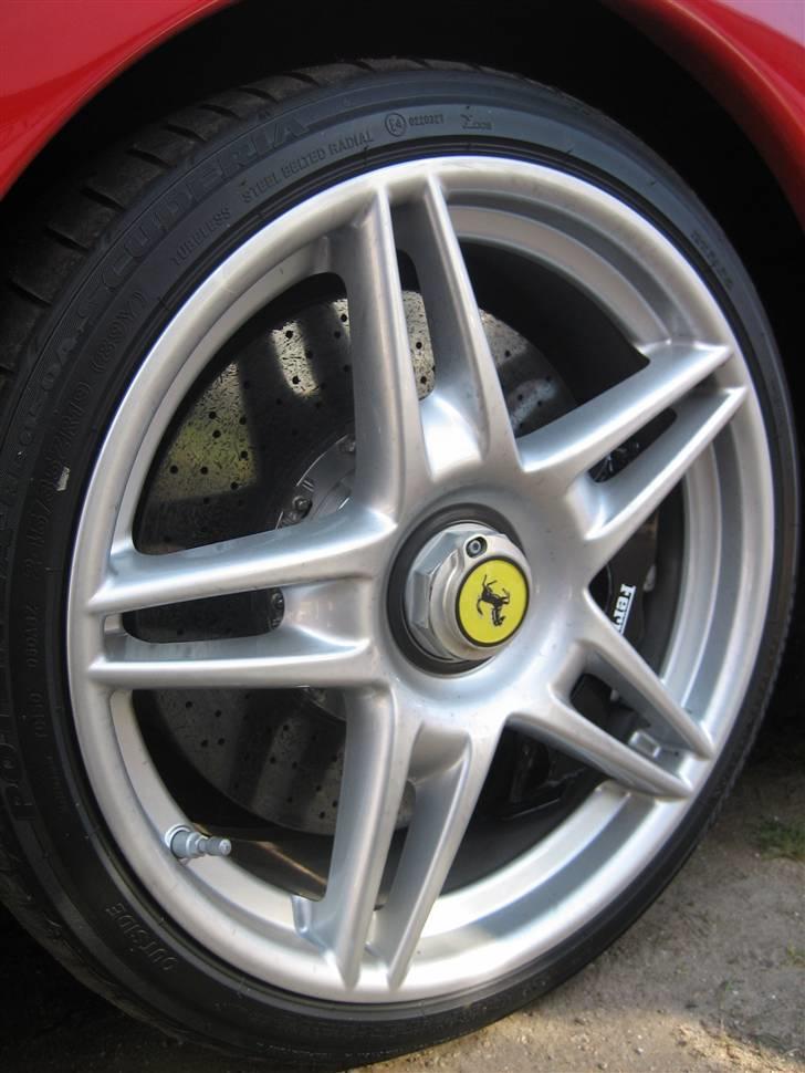 En ferrari Enzo til DTC på Jyllandsringen billede 10