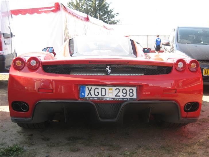 En ferrari Enzo til DTC på Jyllandsringen billede 13
