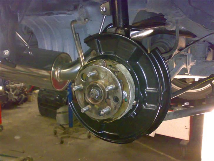 Celica ST165 under genopbygning billede 12