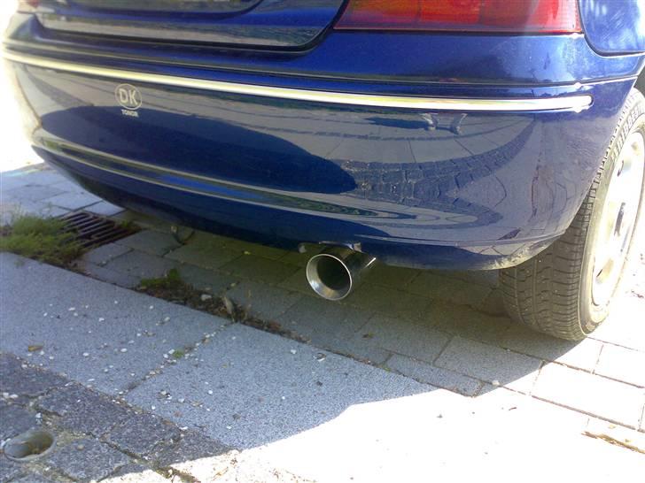 < - Sportspotte - > - Er godt tilfreds med resultatet.
- Sys i ? billede 5