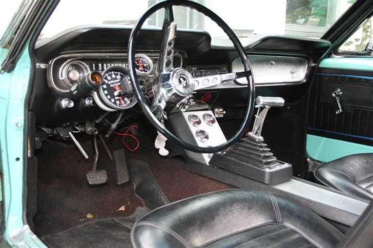 Pony-bil med hestekræfter billede 7