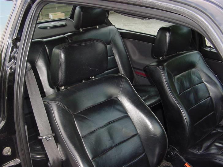 Min første bil - VW Golf II - Velholdt og lækker læderkabine billede 6