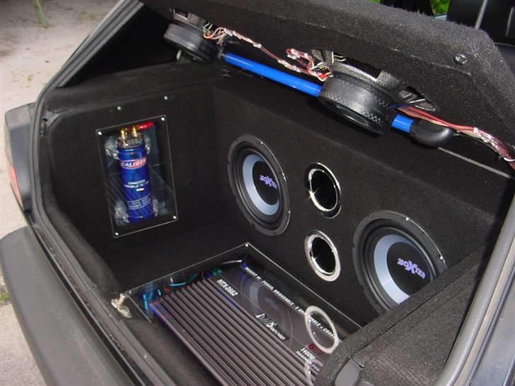 Min første bil - VW Golf II - Resultatet blev rigtig godt, når man tænker på det var første gang jeg lavede den slags gejl hehe billede 8