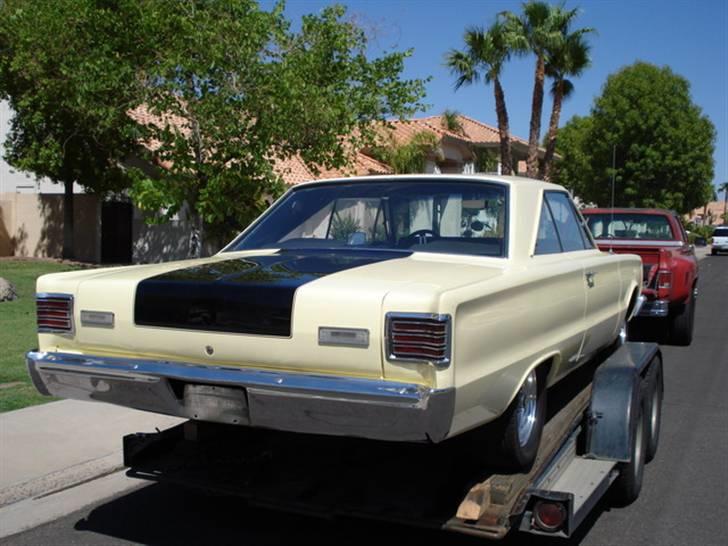 1966 Plymouth GTX 440 cu.i. *SOLGT* - Så er den klar til at køre fra sit hjem i Arizona til shippingfirmaet i Californien.
Og SÅ skal den sendes til Danmark billede 18