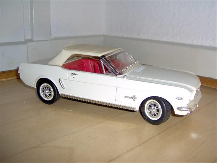 Mine modelbiler 1:18 - Ford mustang conv.... billede 12