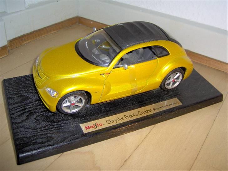 Mine modelbiler 1:18 - Chryslet pronton cruiser (open air) billede 17