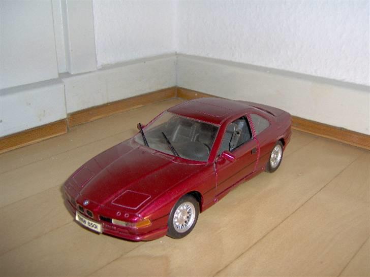 Mine modelbiler 1:18 - Bmw 850 billede 18