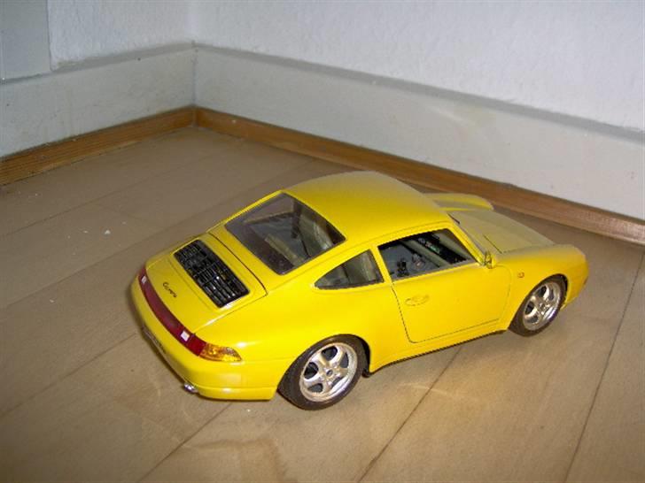 Mine modelbiler 1:18 - Porsche 911 billede 19