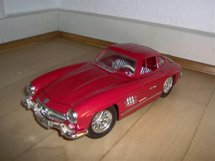 Mine modelbiler 1:18 - Mercedes (mågevinge) billede 20