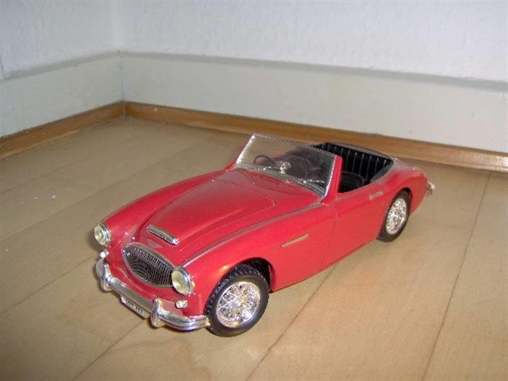 Mine modelbiler 1:18 - Austin healey 3000 billede 24