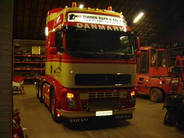 Volvo FH16 660 8x4 - Volle !!.. jeg er igang med at pakke i så holder inde på firmaes værksted.. billede 4