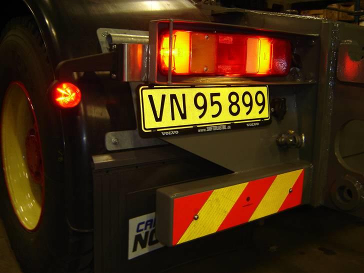 Volvo FH16 660 8x4 - Slingerlamperne er blevet vendt igen !! c",) billede 7