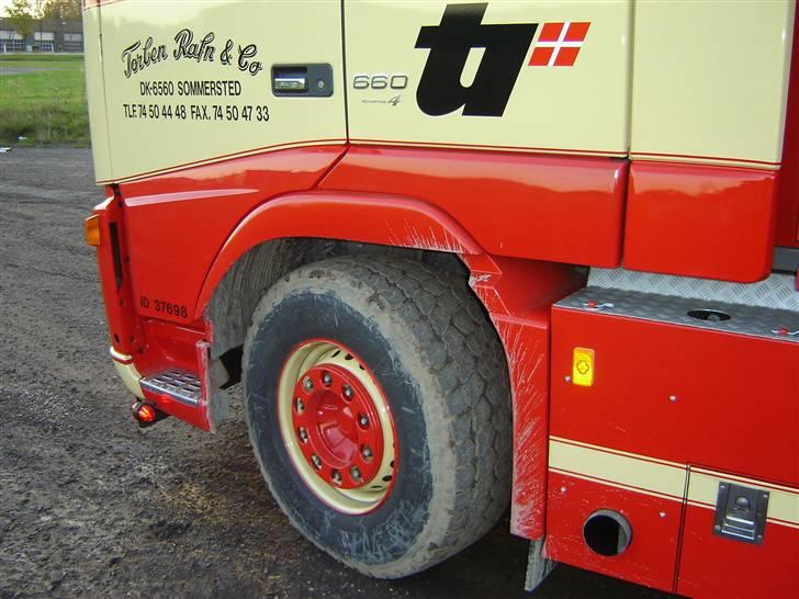 Volvo FH16 660 8x4 - Satme nogle ordentlige fordæk.. hehe men hold da kæft de synger opera når jeg kører.. c",) billede 19