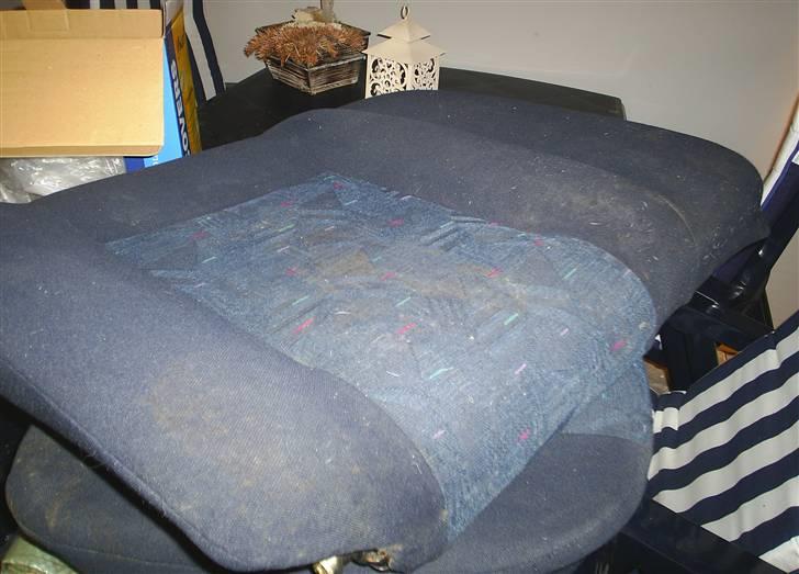 Her en lille guide hvordan du kan rense din sæder. - Her mit bagsæde før..... billede 6