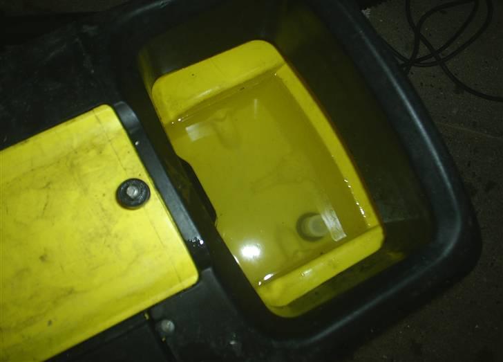 Her en lille guide hvordan du kan rense din sæder. - Sådan ser vandet ud inden det bliver kørt igennem sædet.... billede 12