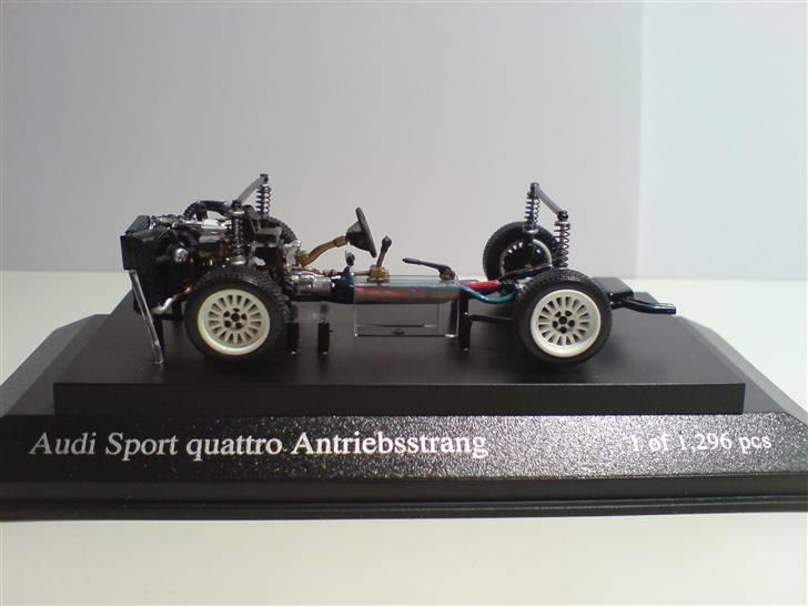 MODEL BILER i størrelse 1:43-1:24 og 1:18  - Audi Sport Quattro chassis.

Minichamps 1:43

Ret detaljeret, når man tænker på det er i størrelse 1:43... billede 73