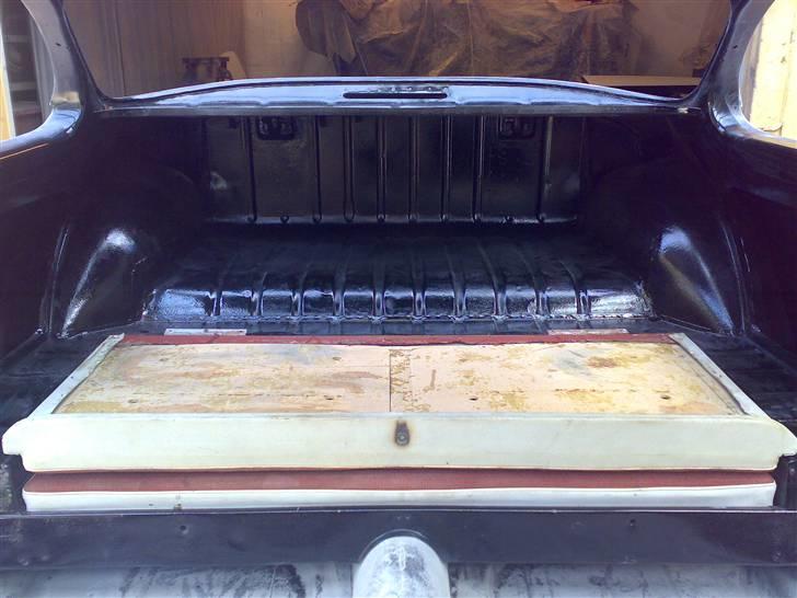 Glasfiber guide (anlæg i Karman Ghia) - Det er så hvad vi har at lege med... billede 2