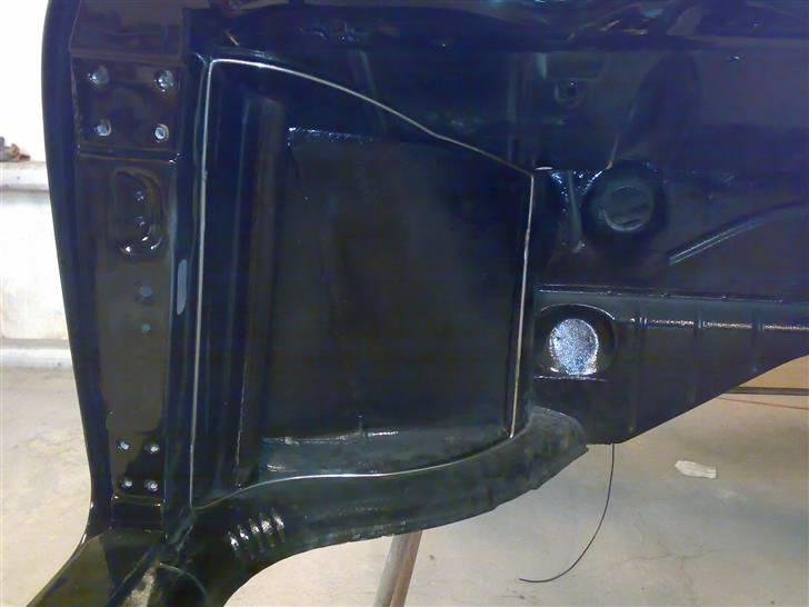 Glasfiber guide (anlæg i Karman Ghia) - Bøjer en ramme og svejser, som bagi.. billede 47