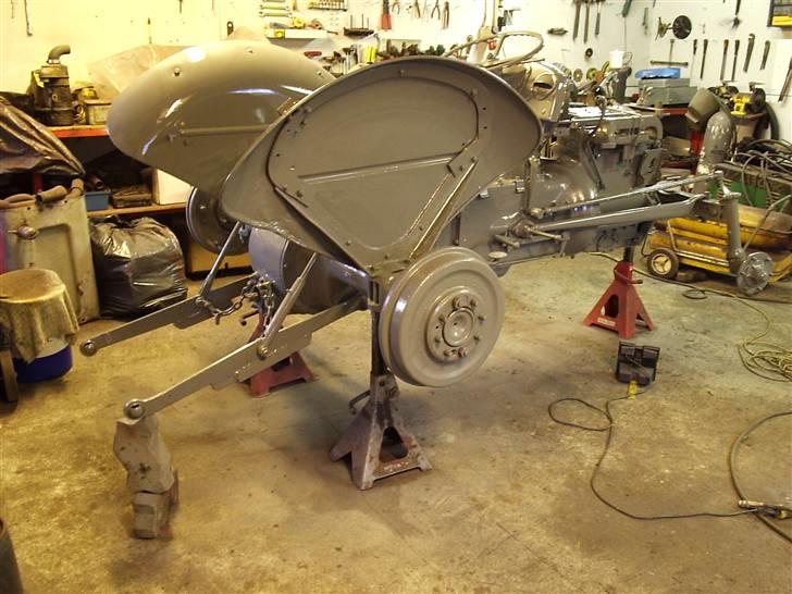 Renovering af æ gammel ferguson - Malet grå billede 19