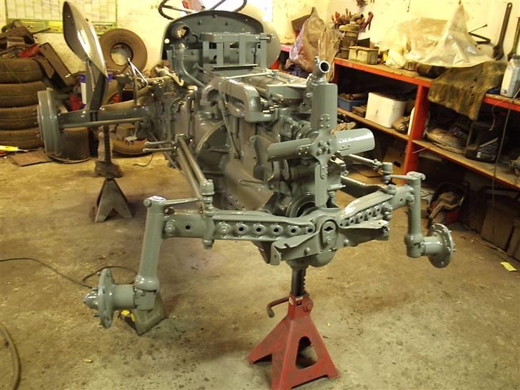 Renovering af æ gammel ferguson - Malet grå billede 20