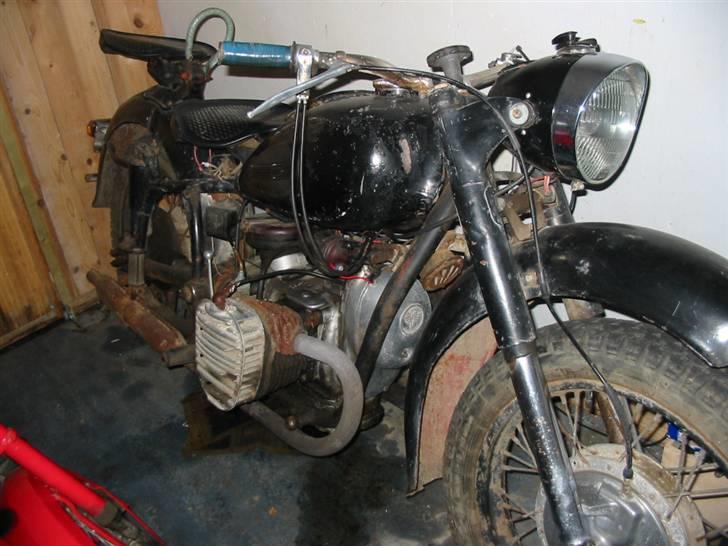 Min anden hobby motorcykler og knallereter:). - Dnepr. billede 18