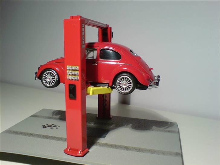 MODEL BILER i størrelse 1:43-1:24 og 1:18  billede 114